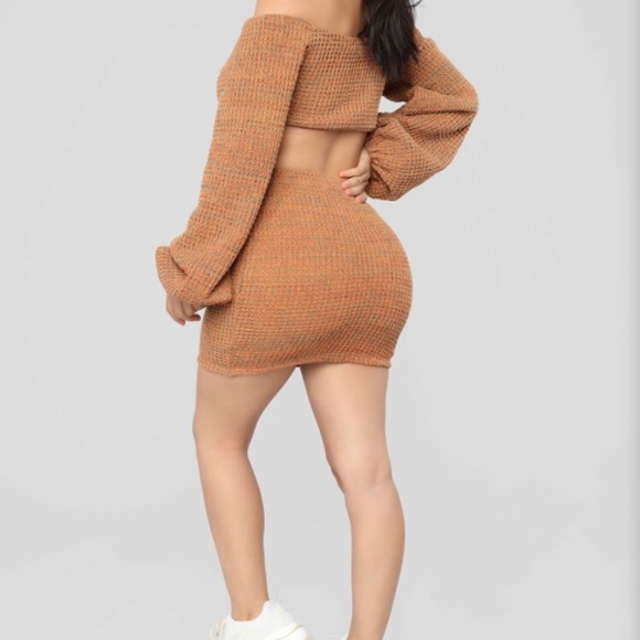 Fashion Nova Taylor Set- Orange/Multi - Picture 3 of 4